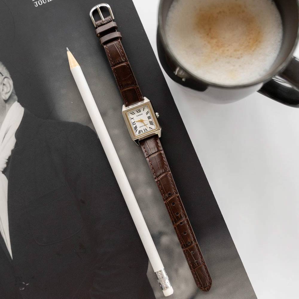 Casio Analog Leather 3-Hand 22mm Leather Band