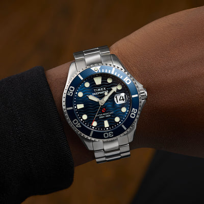 Timex Deepwater Meridian 200 Date 44mm Stainless Steel Band