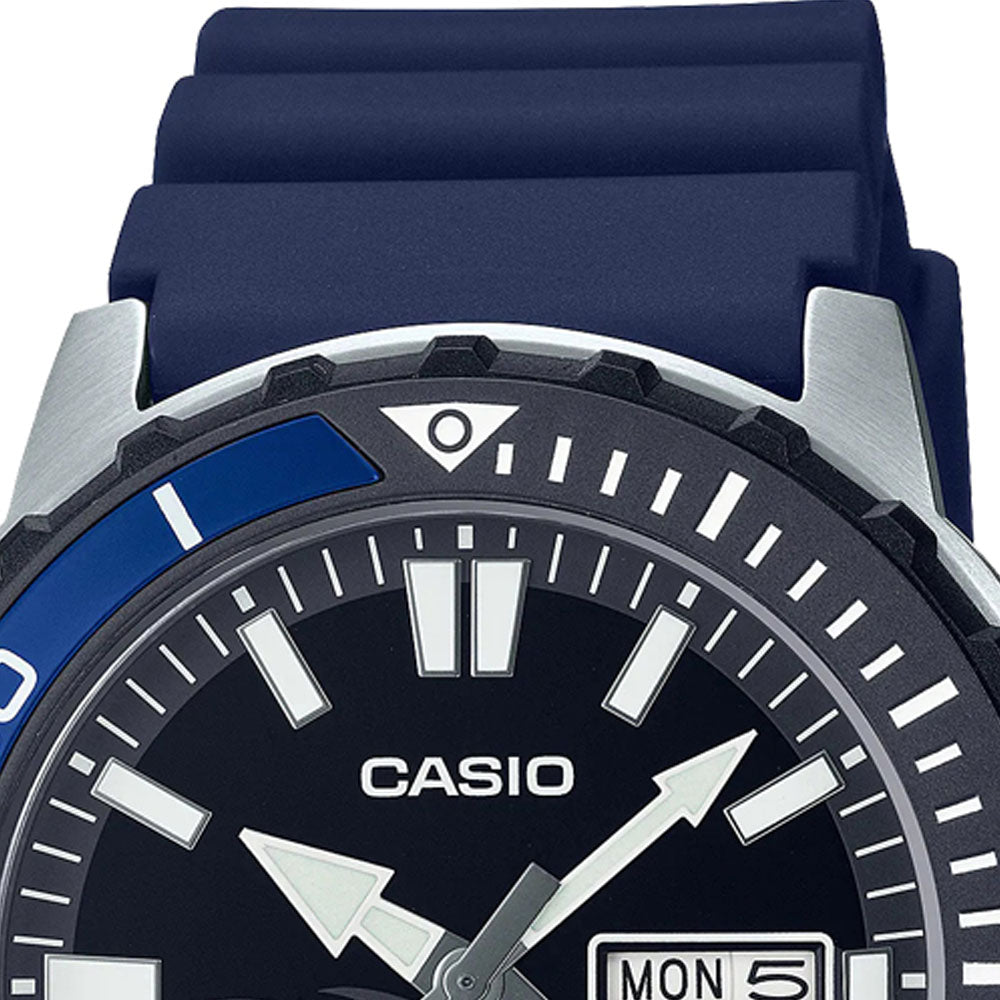 Casio Sports Analog Day-Date 45.6mm Resin Band