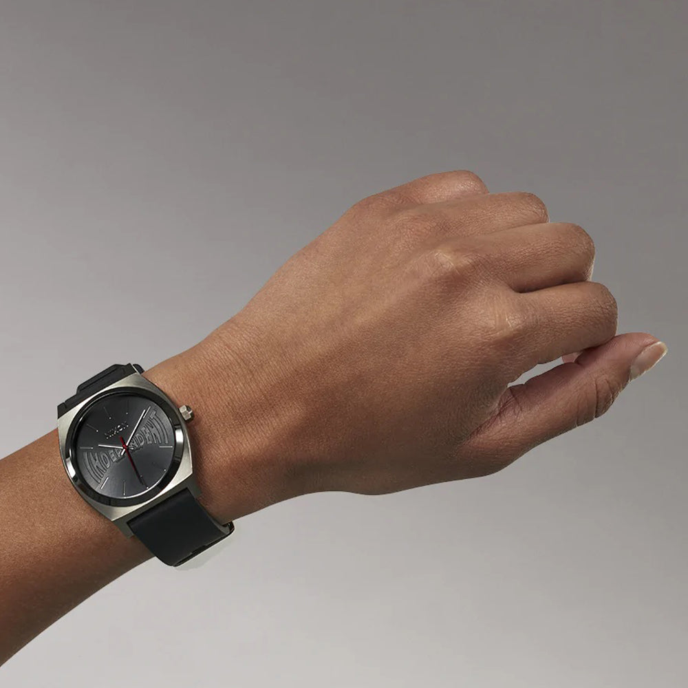 Nixon The Time Teller Independent 3-Hand 37mm Leather Band